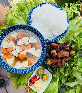 Hình ảnh Bún chả xuất lớn