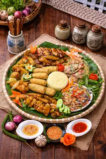Hình ảnh Mẹt gà 7 Món