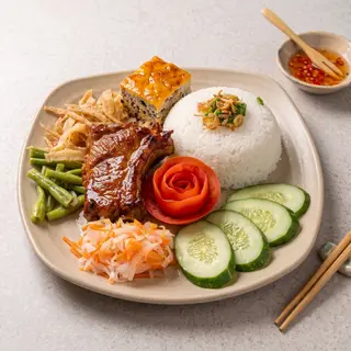 Hình ảnh Cơm Tấm Sườn Bì Chả