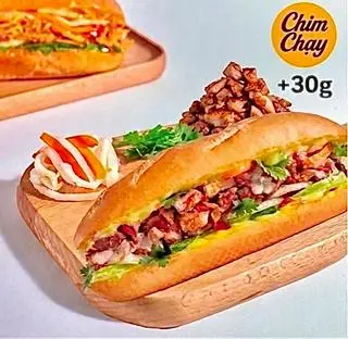 Hình ảnh Bánh Mì Thịt Nướng Than Hoa Signature (Grilled Pork Banh Mi ã Signature