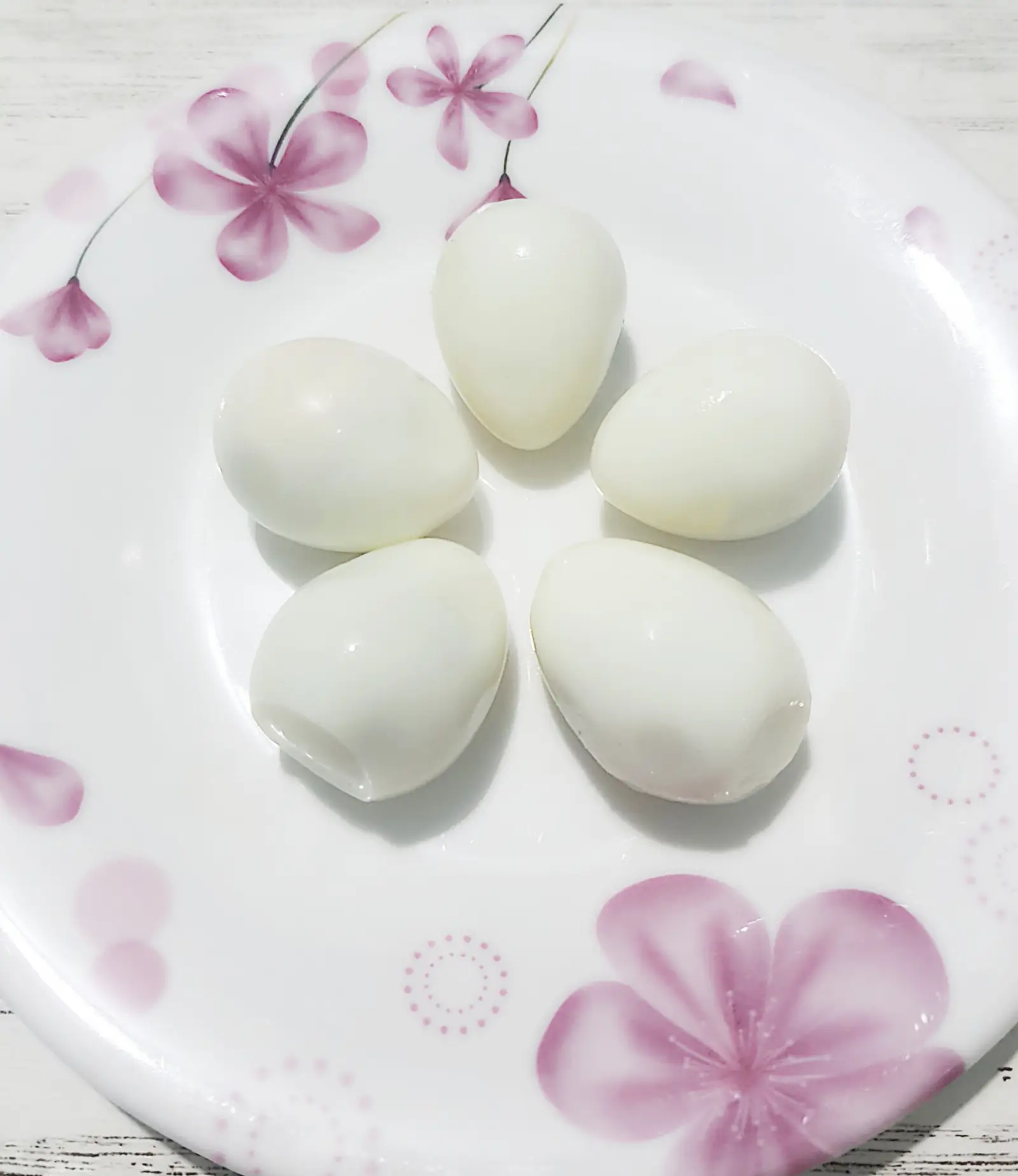 Hình ảnh Trứng cút 5 quả (mt)