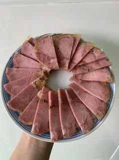 Hình ảnh Giò me chấm tương cay
