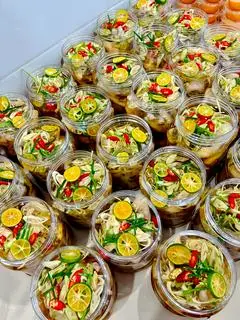 Hình ảnh Chân gà sả tắc ( rút xương )