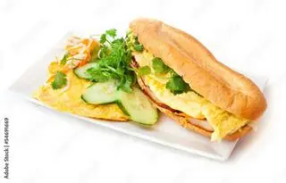 Hình ảnh Bánh mì 2 trứng 