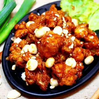 Hình ảnh Gà không xương sốt chua ngọt