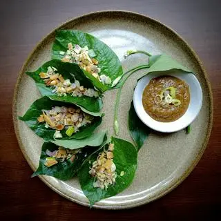 Hình ảnh Cuốn ngũ vị bình an