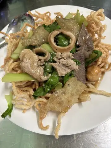 Hình ảnh Mì giòn xào thập cẩm