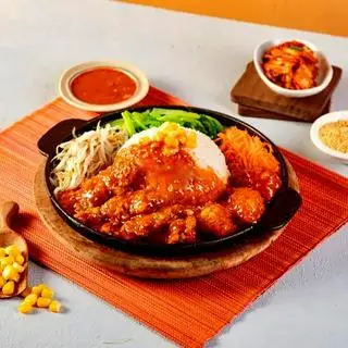 Hình ảnh Cơm gà chiên xù sốt cay ngọt