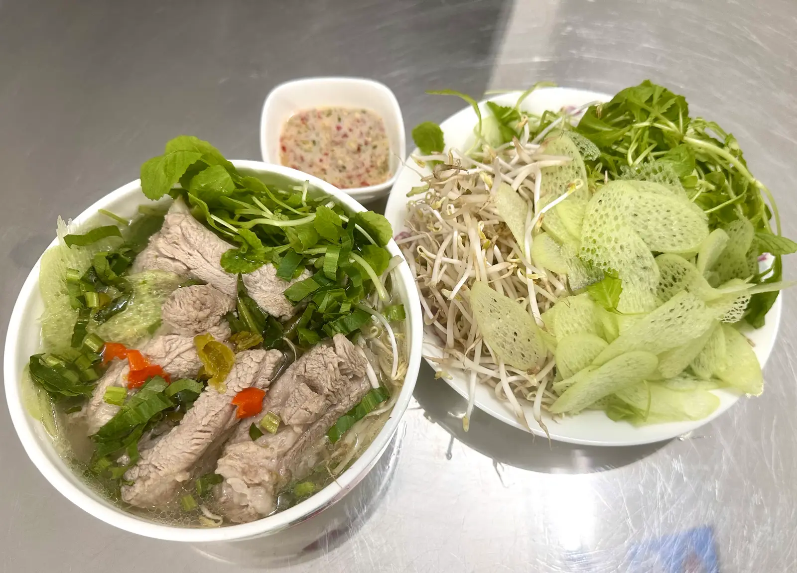 Hình ảnh Bún sườn cay