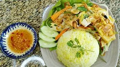Hình ảnh Cơm gỏi gà 01 người