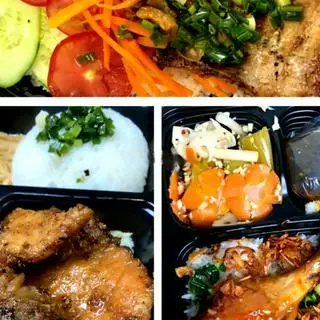 Hình ảnh Cơm Ba Chỉ Nướng Xiên