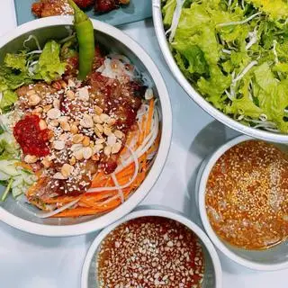Hình ảnh BÚN THỊT NƯỚNG ĐÀ NẴNG