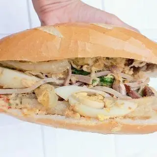 Hình ảnh Bánh mì Bình Định