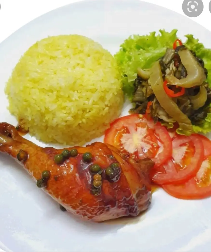 Hình ảnh Cơm Gà Chiên Mắm Tỏi ( Sz Nhỏ )