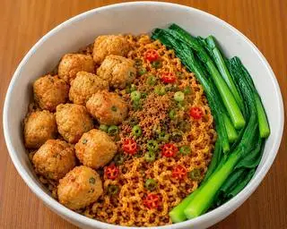 Hình ảnh Mì Trộn Indomie Gà Viên