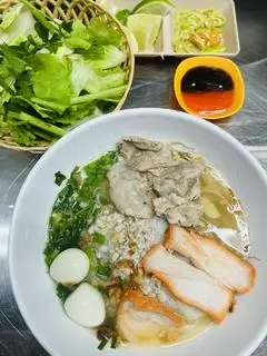 Hình ảnh Hủ Tiếu Xương Xá Xíu