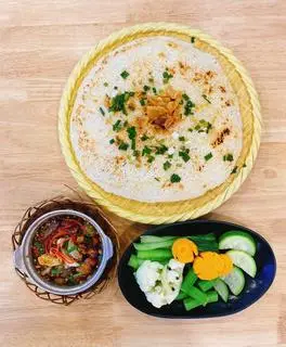 Hình ảnh CƠM CHÁY RAU LUỘC KHO QUẸT