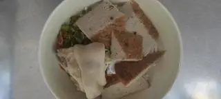 Hình ảnh bánh canh chả cá, giò heo 