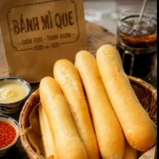 Hình ảnh bánh mì que sá xíu 