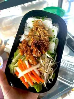Hình ảnh Bánh hỏi nem nướng