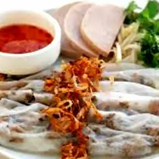 Hình ảnh Bánh cuốn nhân hành - chả quế