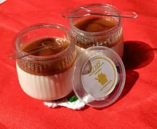 Hình ảnh  Combo 5 hũ sữa chua sốt caramel