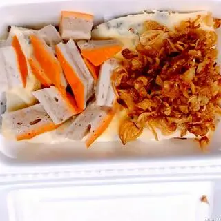 Hình ảnh Bánh cuốn trứng - chả quế
