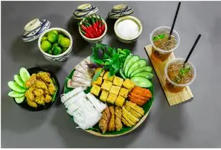 Hình ảnh Bún đậu năm cửa ô