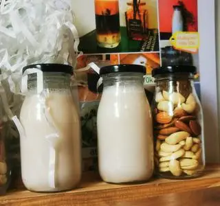 Hình ảnh Sữa hạt nhà nấu
