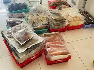 Hình ảnh KHÔ XẺ TƯƠI: CÁ ĐUỐI, Ó ĐEN, KHÔ MỰC CÁC LOẠI CHẤM MẮM ME