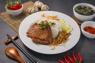 Hình ảnh Cơm Sườn Miếng