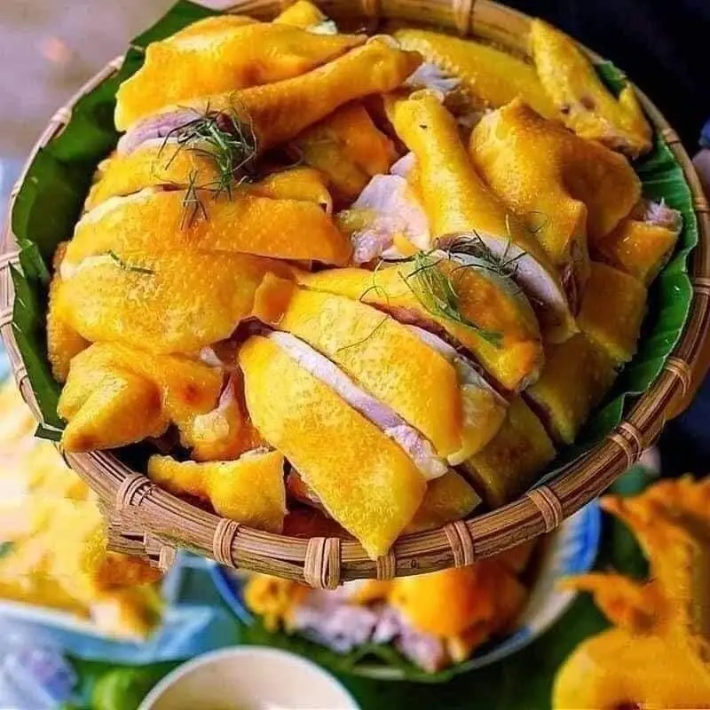 Hình ảnh GÀ Ủ MUỐI HOA TIÊU  - NGUYÊN CON  CHẶT SẴN ( + RAU + NƯỚC CHẤM ĐẶT BIỆT )