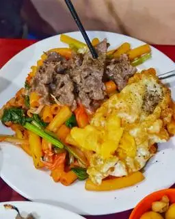 Hình ảnh Nui Xào Bò Trứng