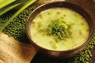 Hình ảnh cháo tim heo thêm đậu xanh