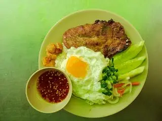 Hình ảnh Cơm tấm sườn ốp la