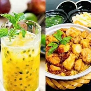 Hình ảnh Cơm gà sốt chua ngọt - nước chanh leo