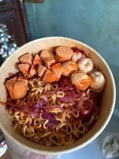 Hình ảnh Mì xúc xích