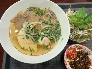 Hình ảnh bún bò huế