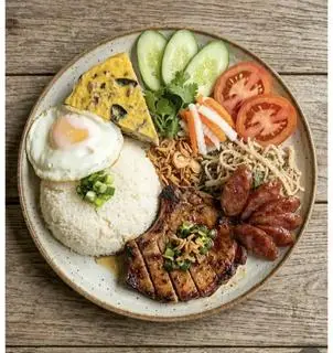 Hình ảnh Cơm Tấm Sườn Nạc Dâm Thịt Xiêng 