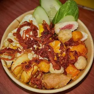 Hình ảnh Mì trộn đặc biệt