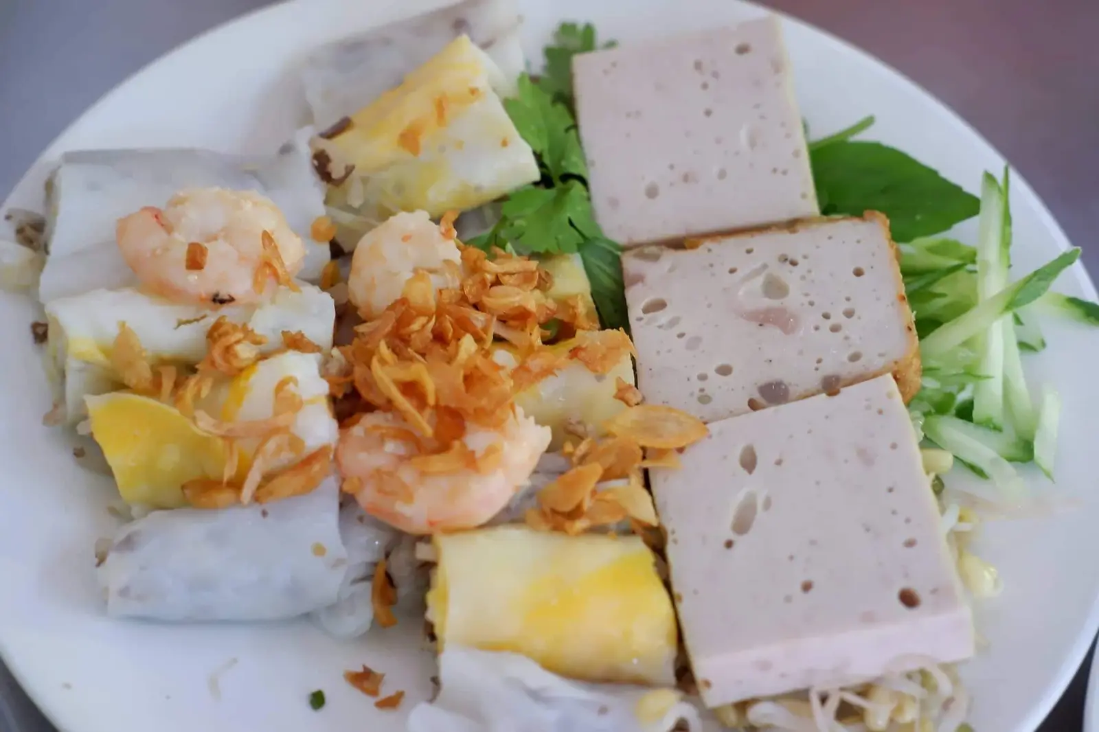 Hình ảnh bánh cuốn nhân tôm thịt nấm