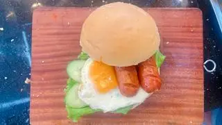 Hình ảnh Hamburger Trứng xúc xích 
