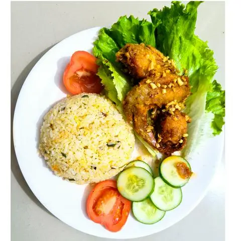 Hình ảnh Cơm gà sốt mắm tỏi (nhỏ)