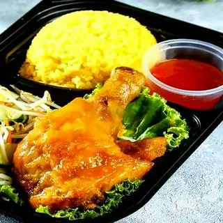 Hình ảnh 2 CƠM GÀ SỐT CAY LỚN - 2 Trà Đào Sả Detox
