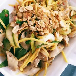 Hình ảnh Chả Lụa Gân, Chả Bò Trộn Lộn Xộn Khổng Lồ Siêu To