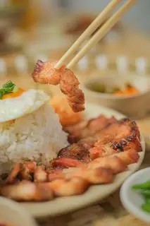 Hình ảnh Ba rọi thêm