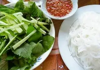 Hình ảnh Bún + rau 