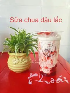 Hình ảnh sữa chua dâu lắc 