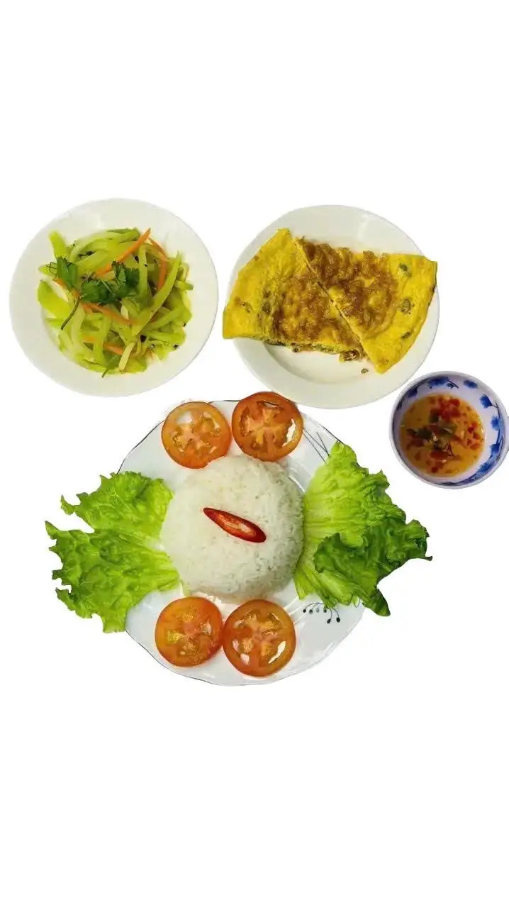 Hình ảnh Cơm Trứng Gà Chiên - Cuộn - Trứng Cuộn Thịt Bằm