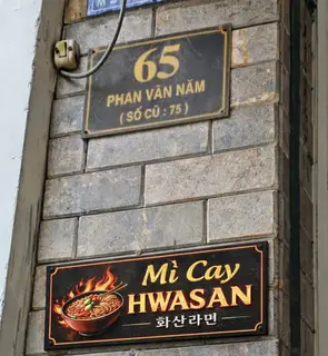 Hình ảnh tô giấy + đũa muỗng 